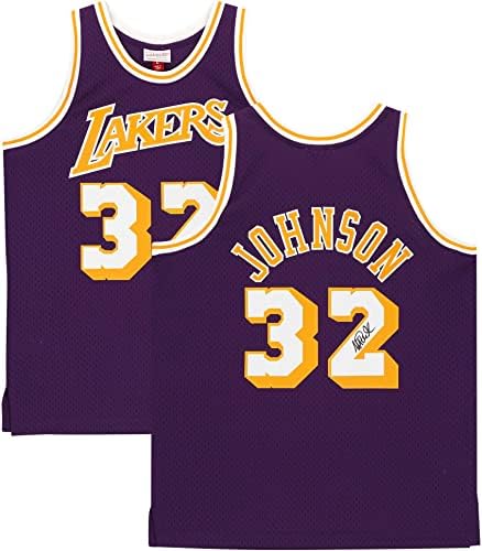 Magic Johnson Los Angeles Lakers Dedikált Lila Mitchell & Ness Keményfa Klasszikusok Swingman Jersey - Dedikált NBA